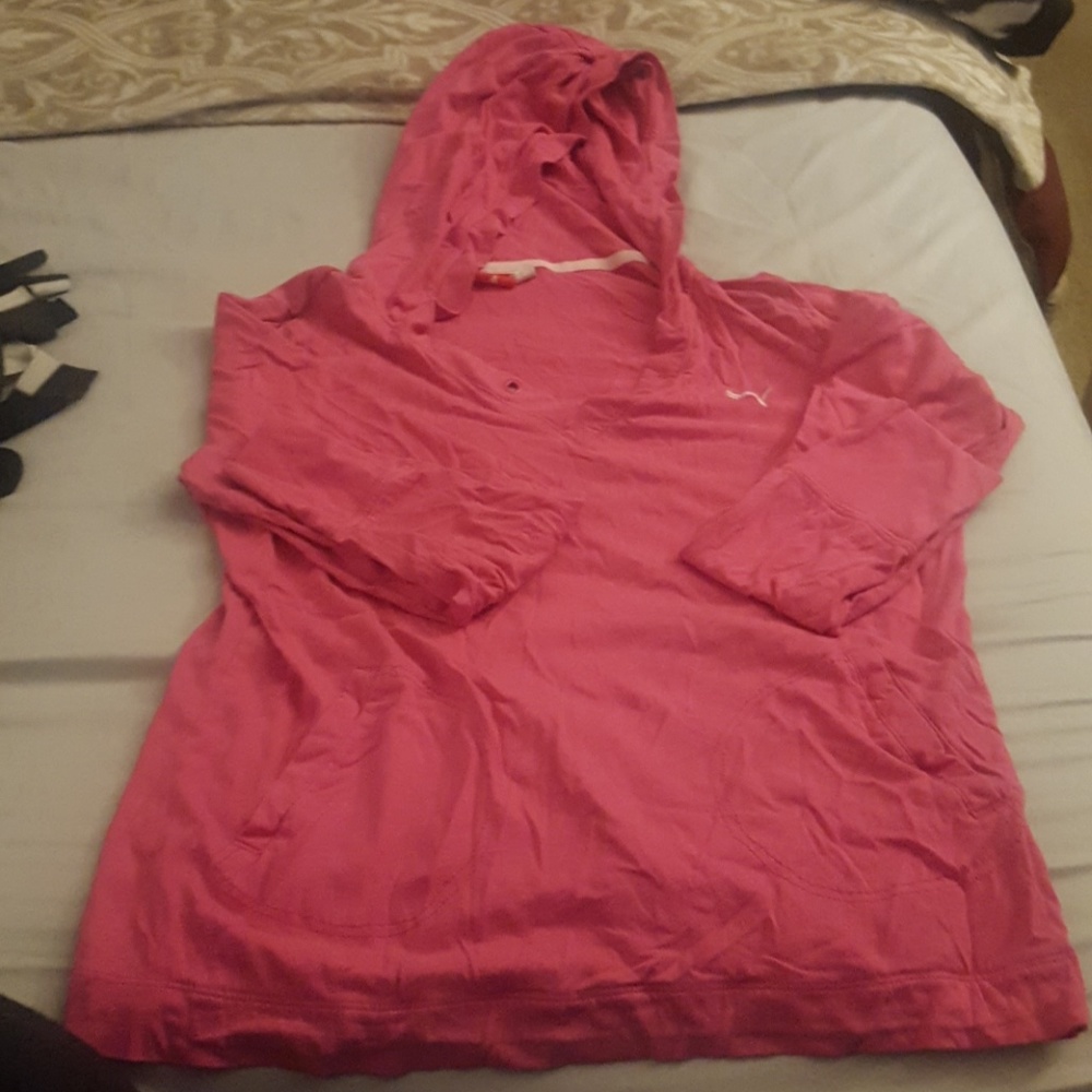 Puma pink pullover hoodie w two pockets